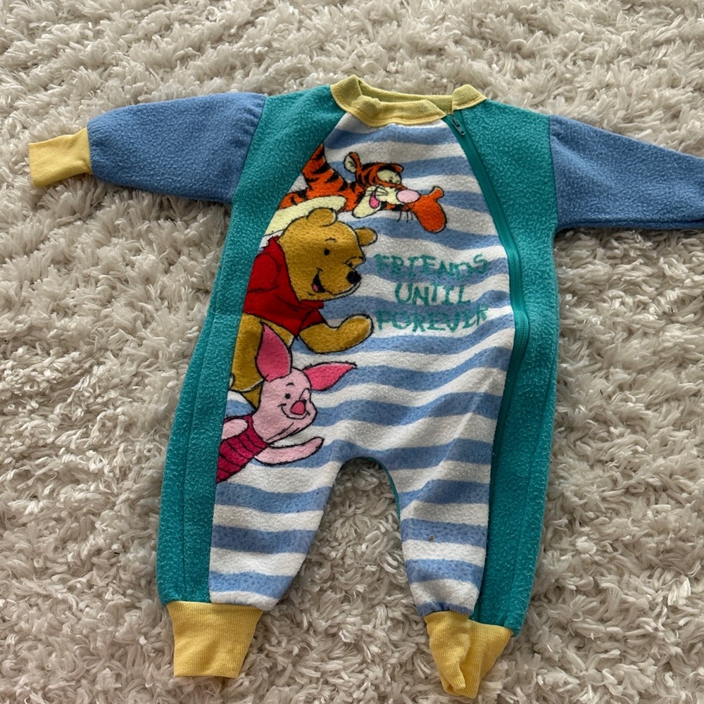 Winnie the Pooh Vintage Sleeper
